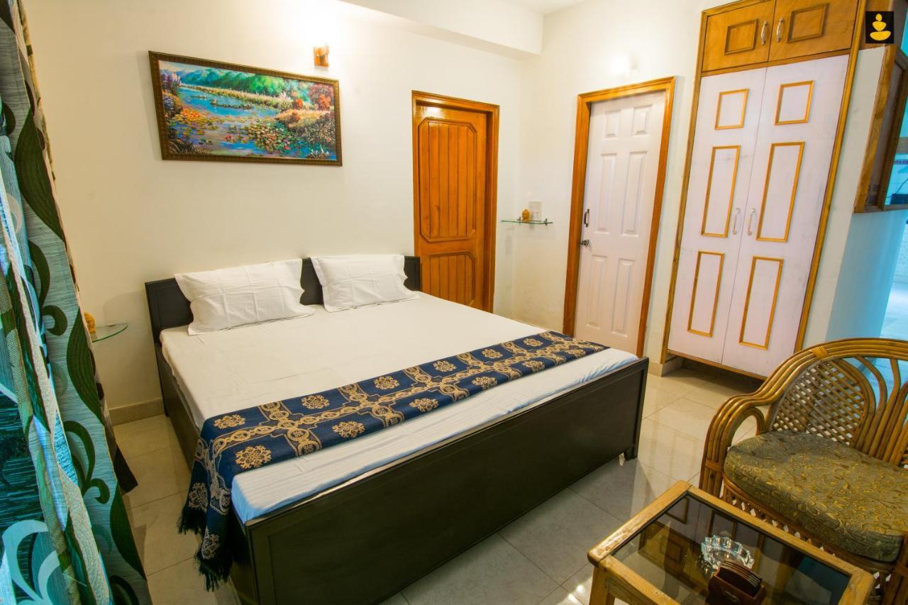 Livingstone 2Bhk Cozy Homestay In Kasauli Hills Bagian luar foto